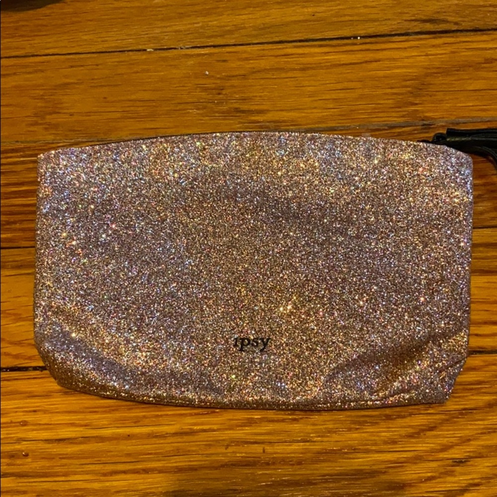 Ipsy makeup bag